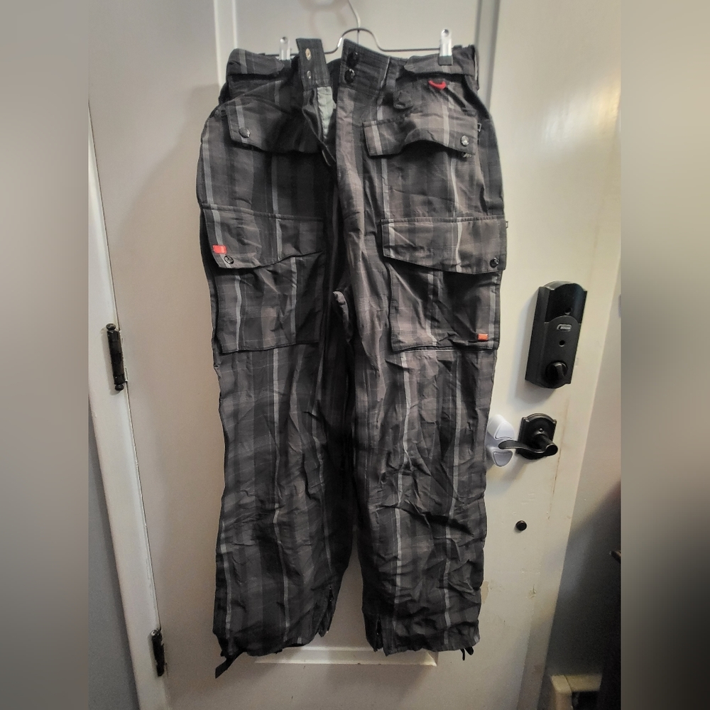 Foursquare snowboard pants